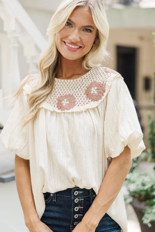 Women's Stylish Outdoor Outfit Chase Your Dreams Ecru White Crochet Blouse