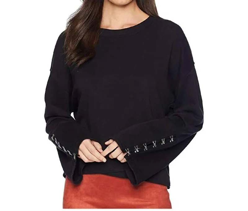 Chic Casual Wardrobe Essentials Khaleesi Bell Sleeve Sweatshirt In Black