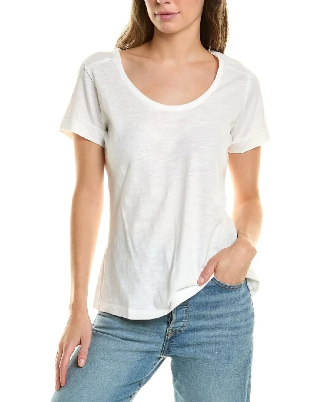 Chic And Comfortable XCVI Wearbables Scoop Neck T-Shirt