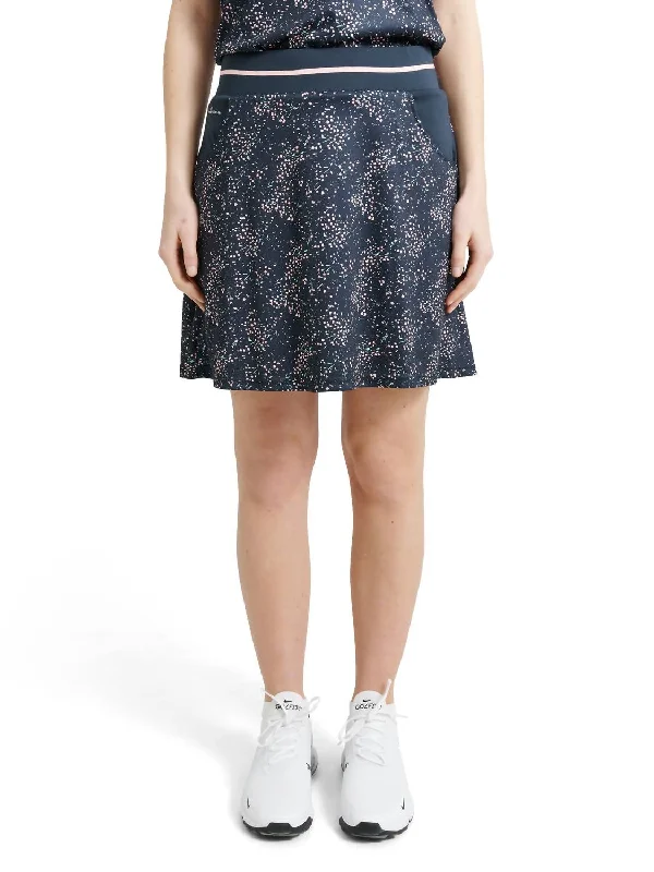 Trendy Online Boutiques Juliet Skort In Navy Floral