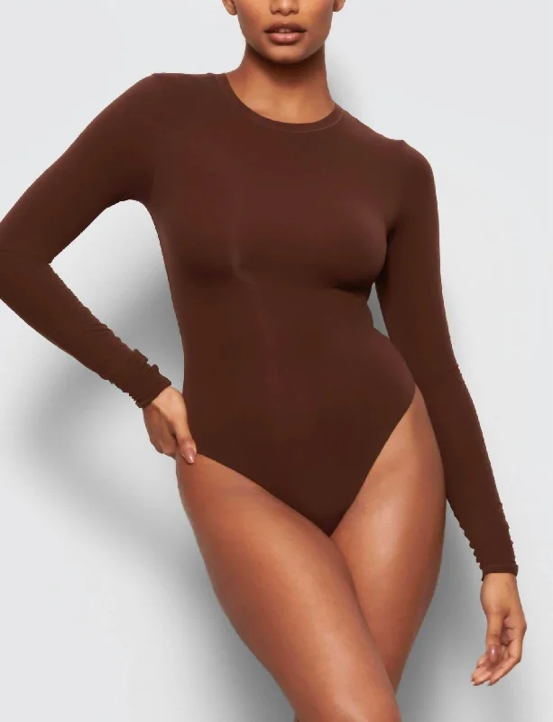 Women Wear Boutique Long Sleeve Crew Neck Bodysuit Cocoa