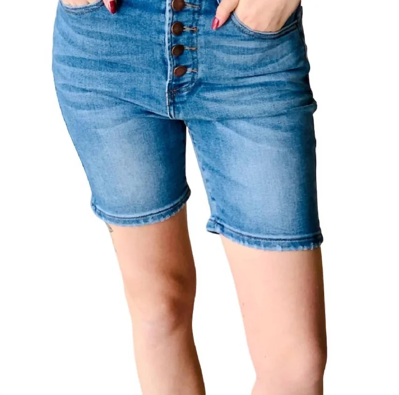 Extreme Clearance Deals Button Fly Mid-Thigh Shorts In Medium Wash