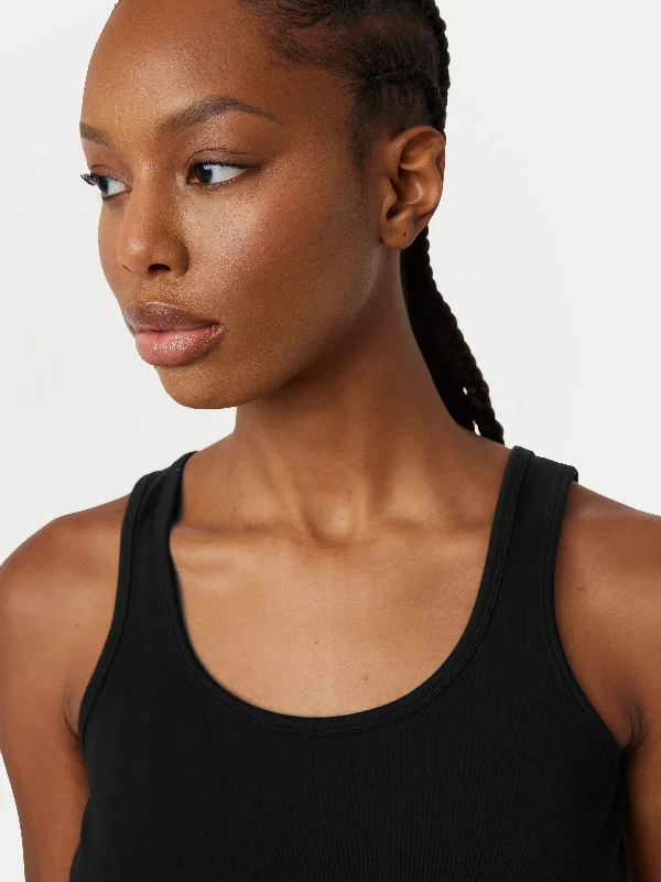 Women's Seasonal Garments The U-Neck Tank in Black