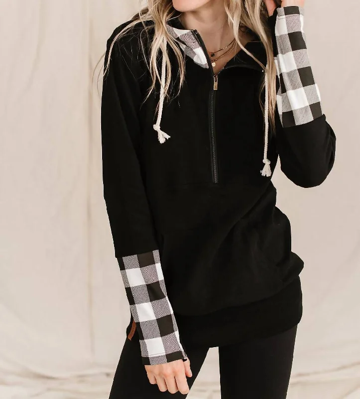 Women's Date Night Outfit Halfzip Sweatshirt In Checks Out Black