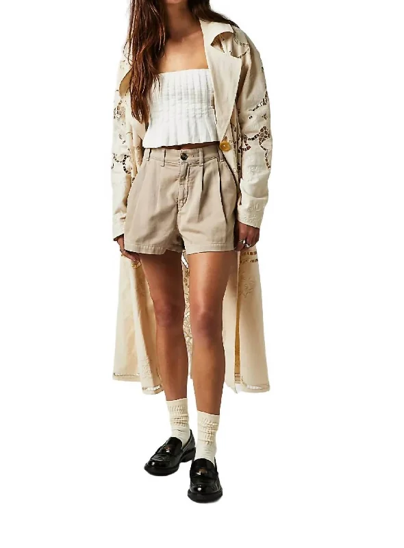 New Arrival Discounts Billie Chino Shorts In Almond Wilk