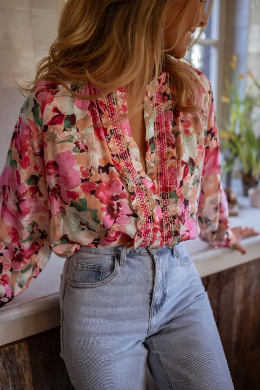 Women's Vacation Outfit Floral Elvina Blouse